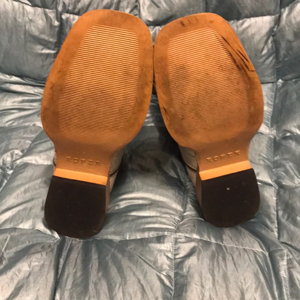 Lady’s Roper boots - Picture 3 of 3